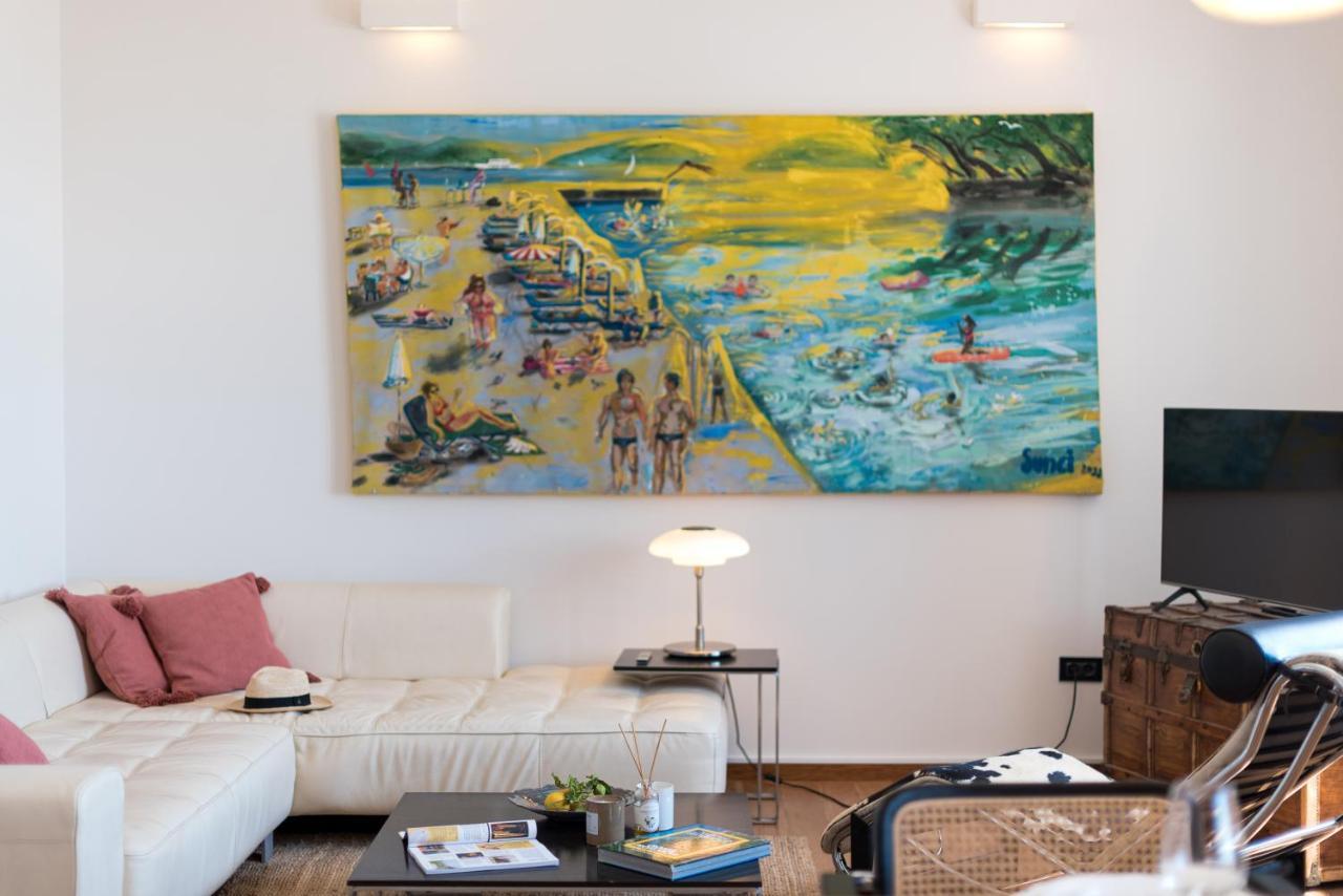 Airy Seafront 1920S Apartment Сплит Екстериор снимка