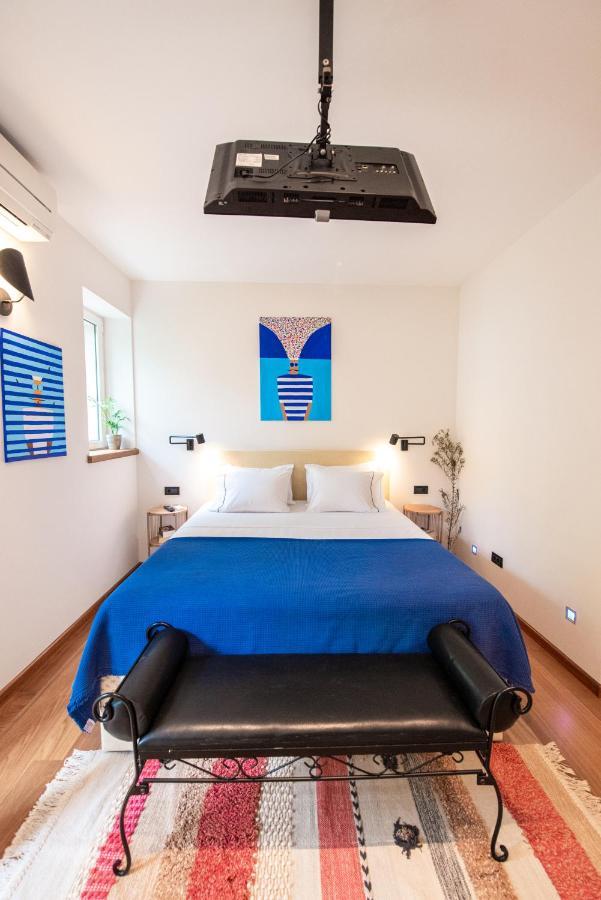 Airy Seafront 1920S Apartment Сплит Екстериор снимка